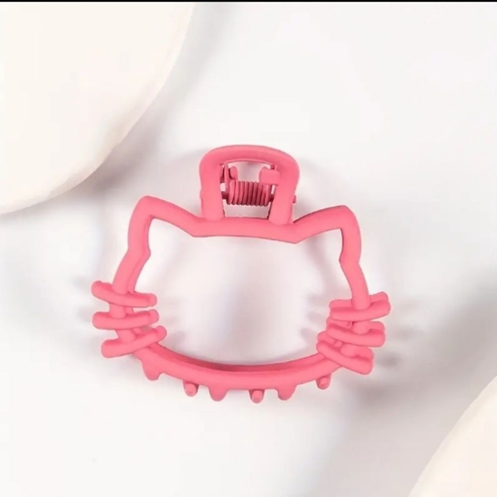 💞5/$18 Hello Kitty Hairclip